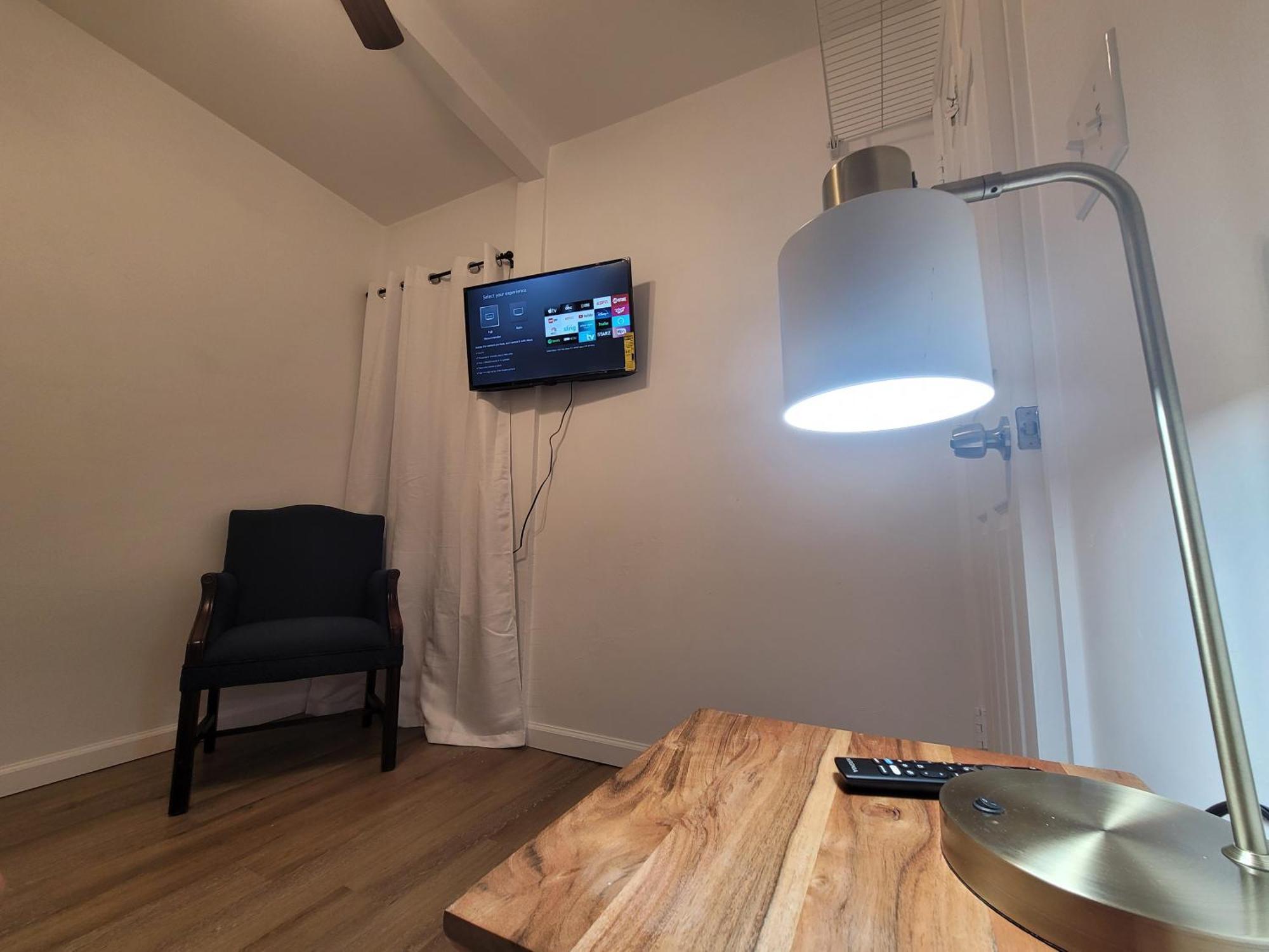 One Room In A Renovated Duplex House Near Fsu Tallahassee Extérieur photo