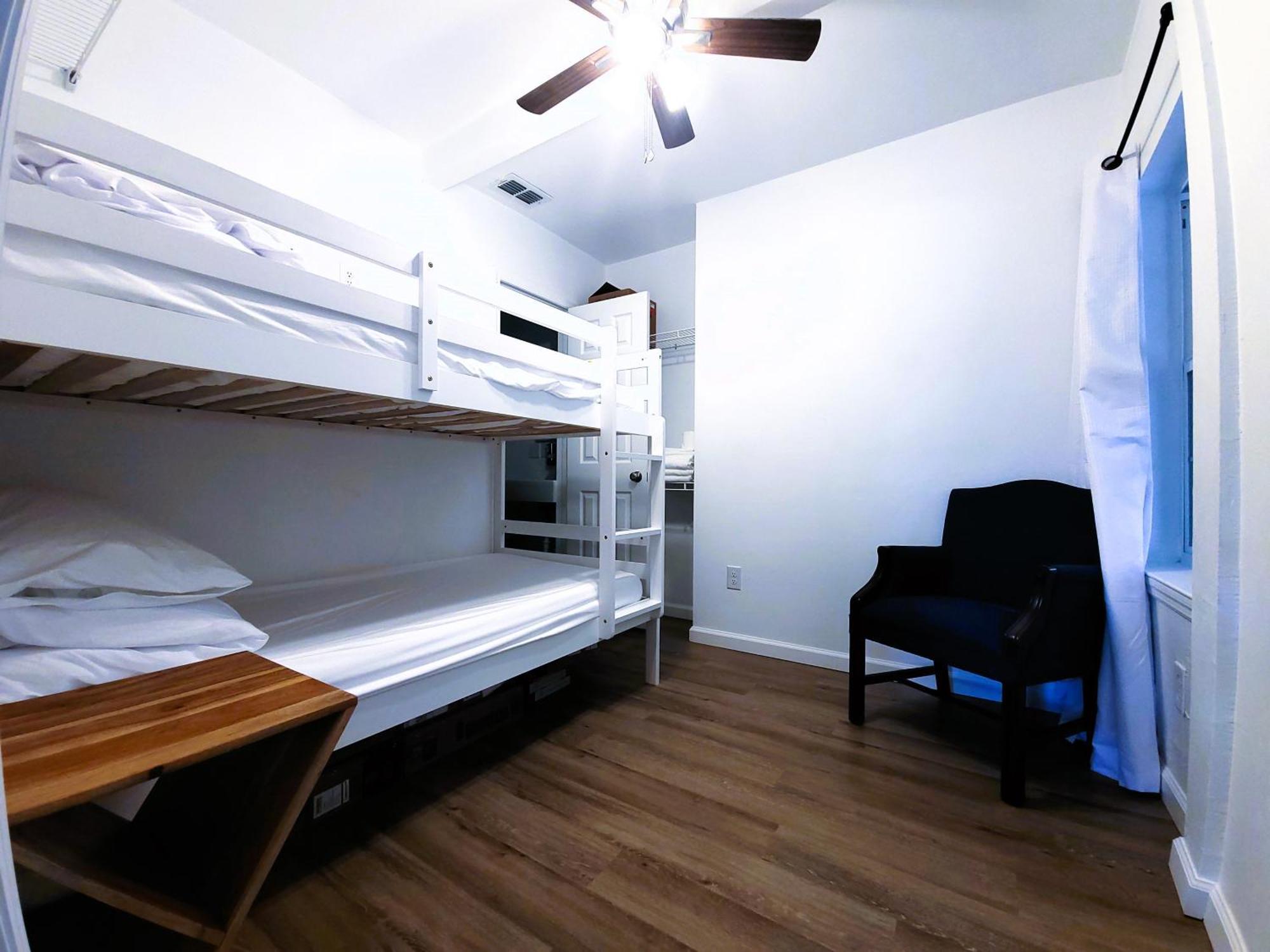 One Room In A Renovated Duplex House Near Fsu Tallahassee Extérieur photo